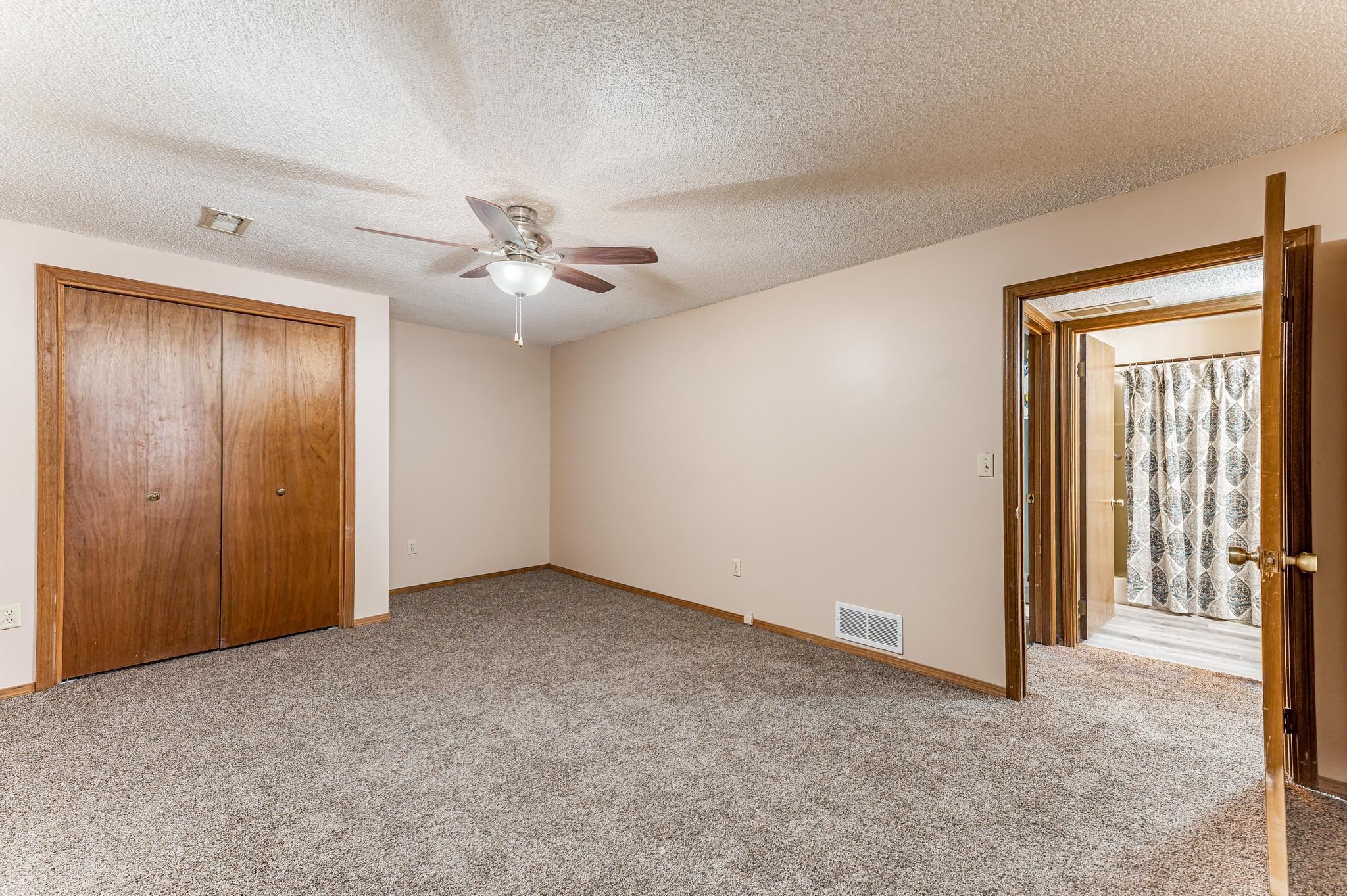 3746 North Smyser Street Wichita, KS 67204 - Photo 20 of 36