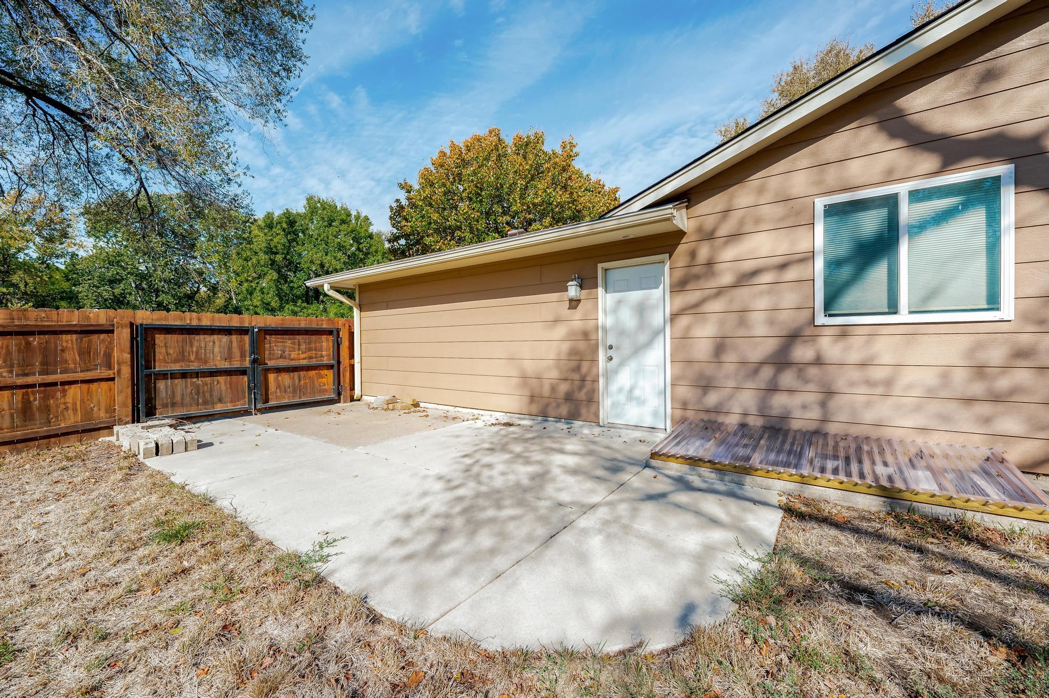 3746 North Smyser Street Wichita, KS 67204 - Photo 24 of 36