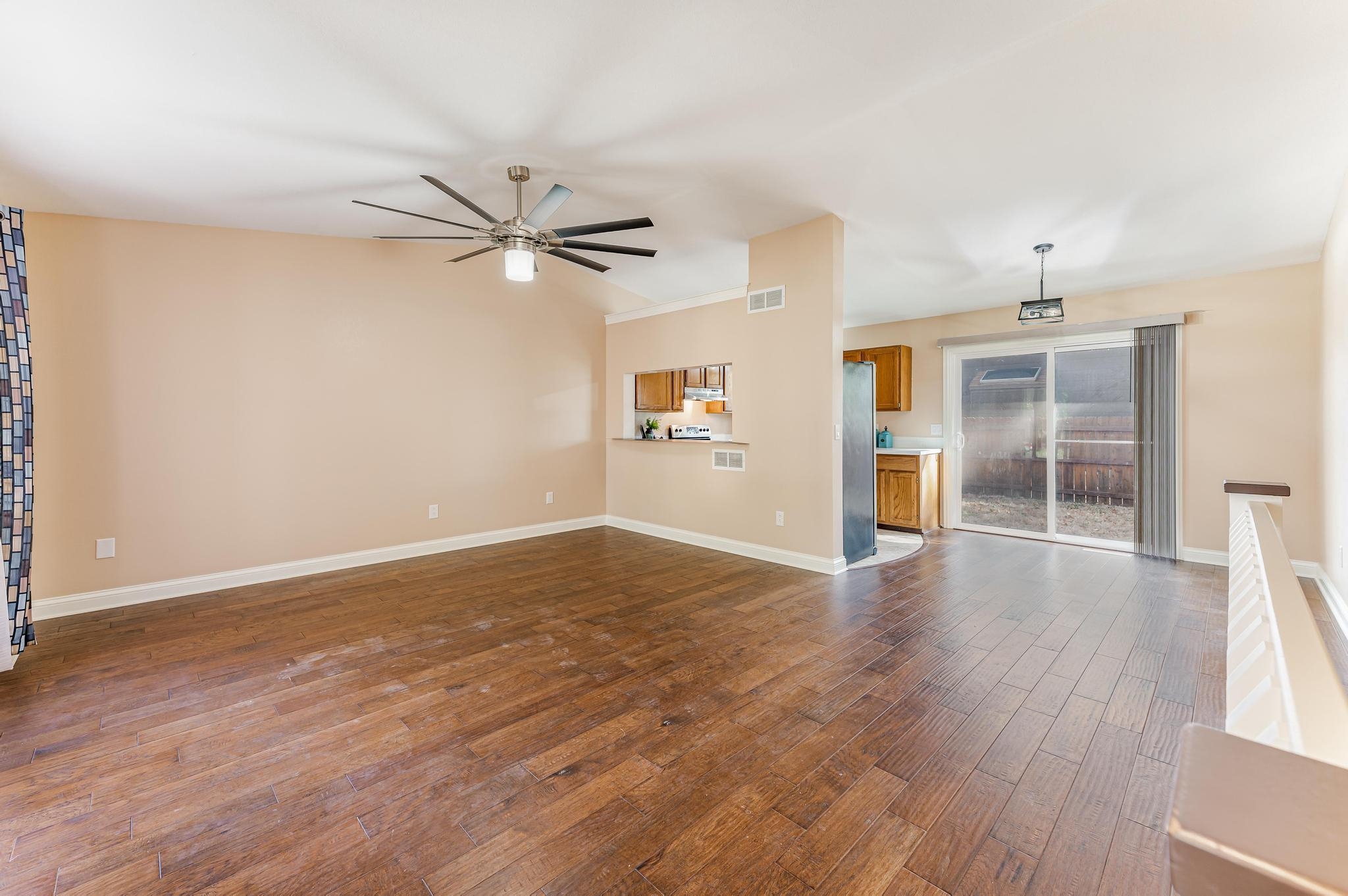 3746 North Smyser Street Wichita, KS 67204 - Photo 8 of 36