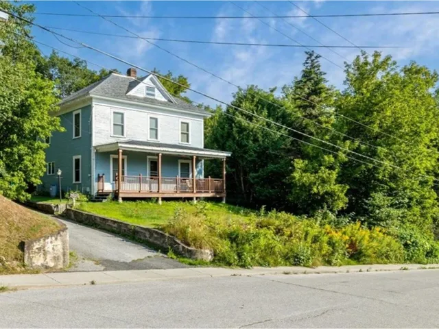 $299,000 | 30 North Avenue, Richford, VT 05476
