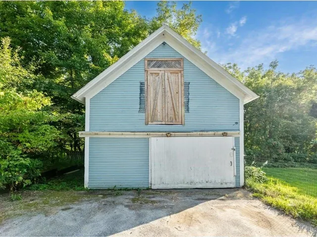 $299,000 | 30 North Avenue, Richford, VT 05476