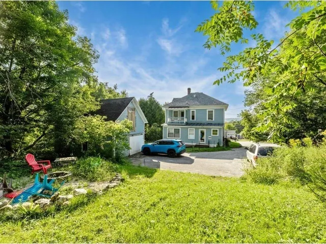 $299,000 | 30 North Avenue, Richford, VT 05476