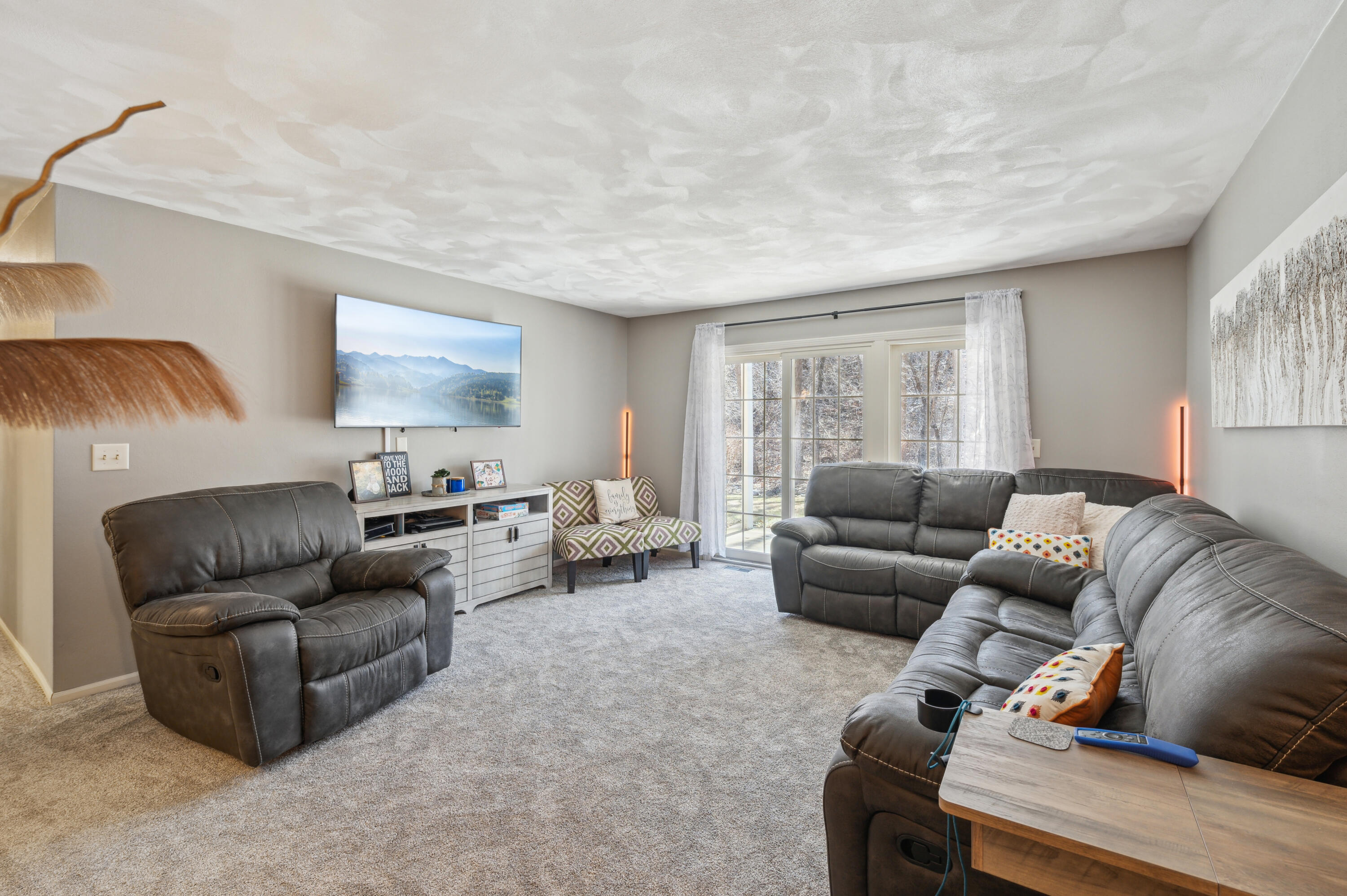 326 Riverview Drive, Unit 1 Delafield, WI 53018 - Photo 1 of 1 Spacious living room