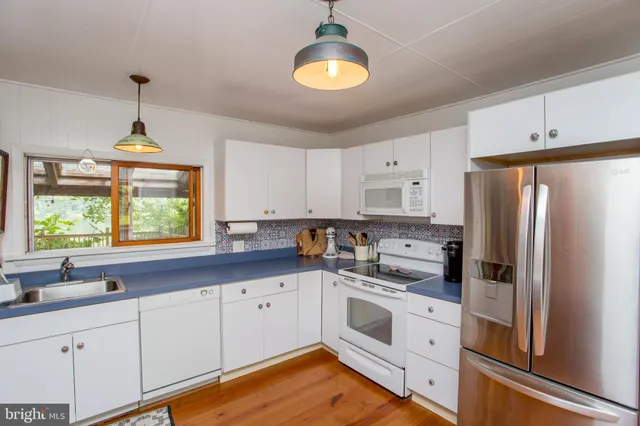 $3,500 | 18 Bridge Four Lane, Pipersville, PA 18947