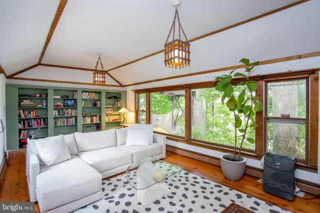 $3,500 | 18 Bridge Four Lane, Pipersville, PA 18947