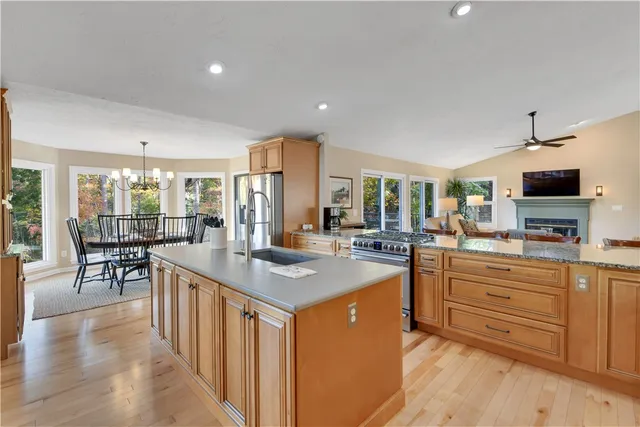 $825,000 | 4 Cats Paw Court, Salem, SC 29676