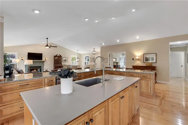 $825,000 | 4 Cats Paw Court, Salem, SC 29676