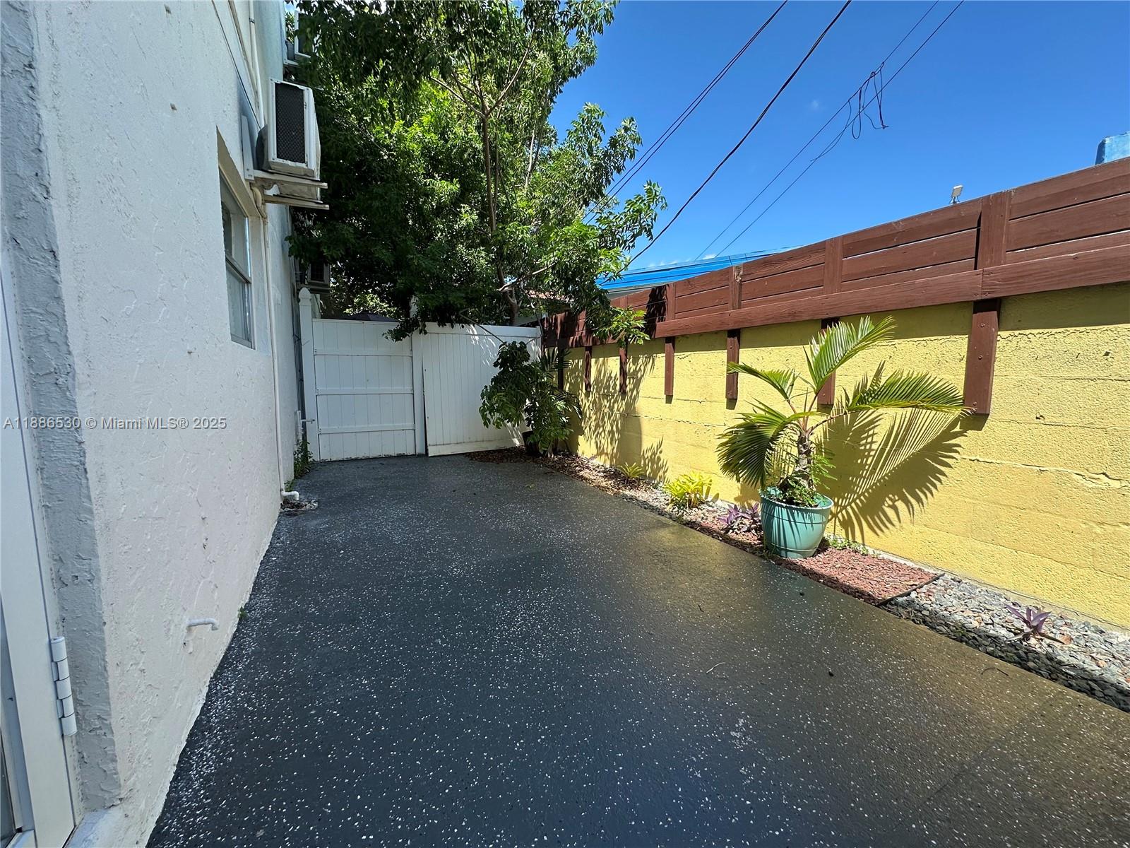 1413 North Dixie Highway, Unit 1 Fort Lauderdale, FL 33304 - Photo 11 of 34 Gallery Image 11