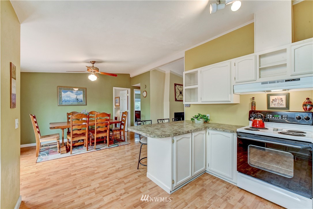 12509 Northeast 198th Street Bothell, WA 98011 - Photo 14 of 30 Gallery Image 14