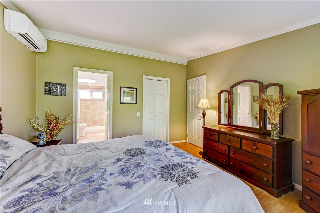 12509 Northeast 198th Street Bothell, WA 98011 - Photo 17 of 30 Gallery Image 17