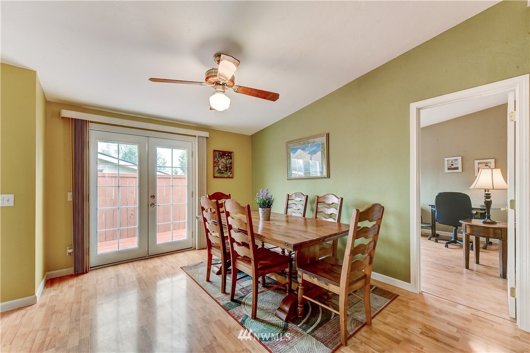 12509 Northeast 198th Street Bothell, WA 98011 - Photo 10 of 30 Gallery Image 10