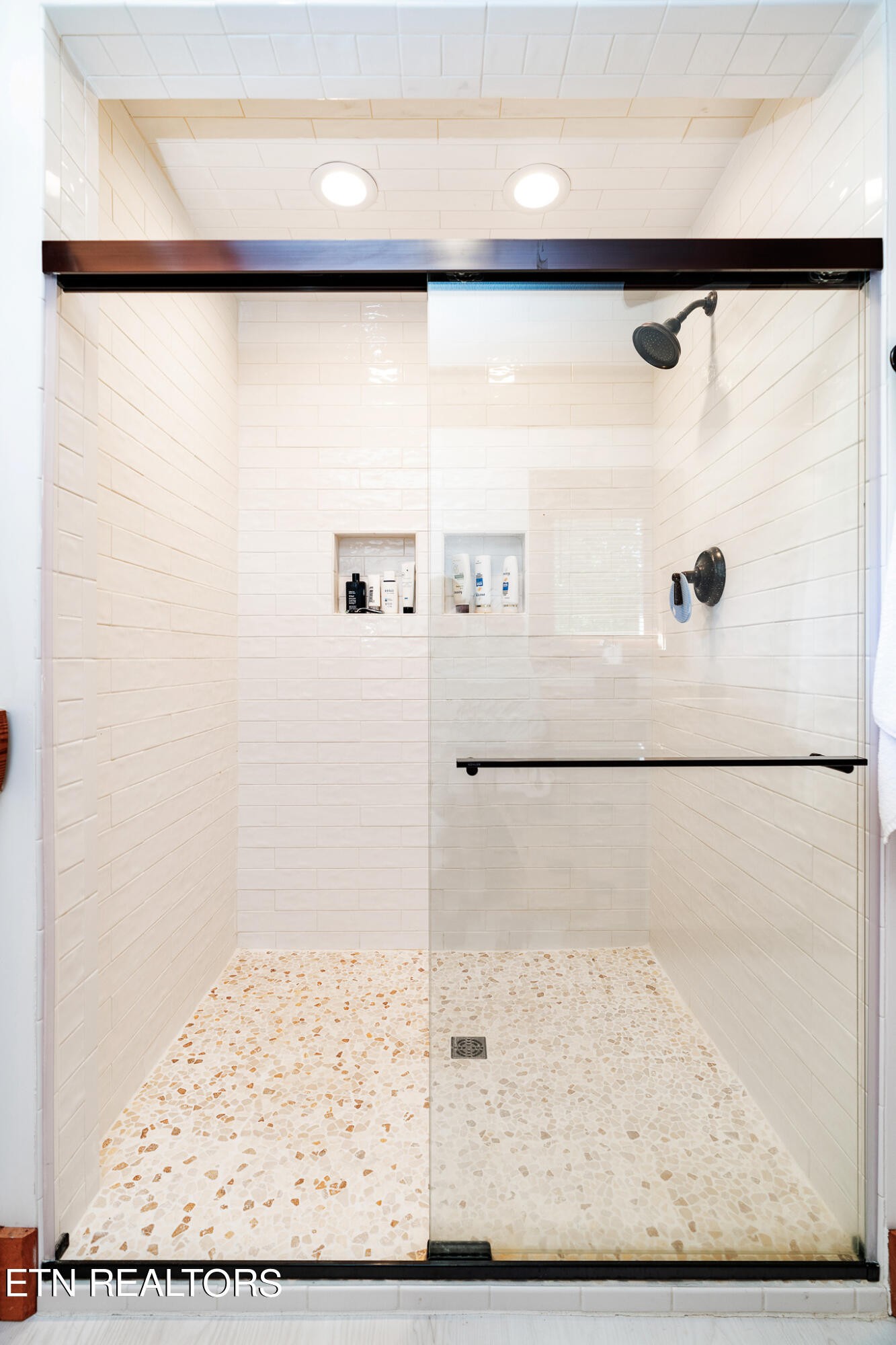 546 Bluff View Road New Tazewell, TN 37825 - Photo 27 of 60