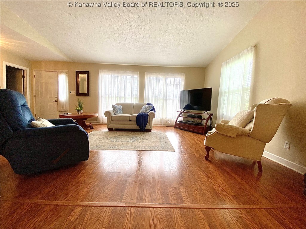 9 James Street Elkview, WV 25071 - Photo 6 of 30 Gallery Image 6