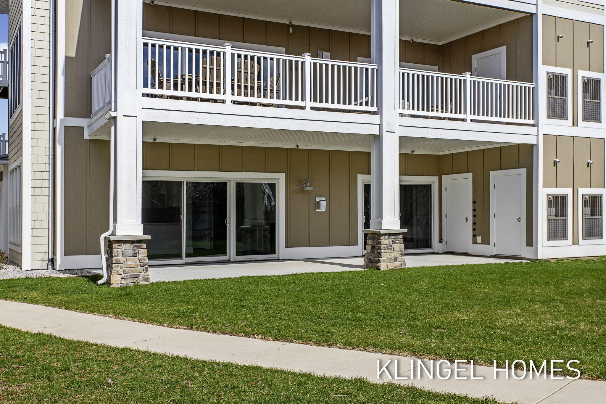 930 West Savidge Street, Unit 4 Spring Lake, MI 49456 - Photo 24 of 25 94-web-or-mls-930-savidge-st-4