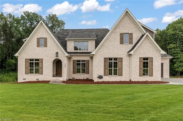 $1,398,900 | 1007 Old Hickory Court, Summerfield, NC 27358