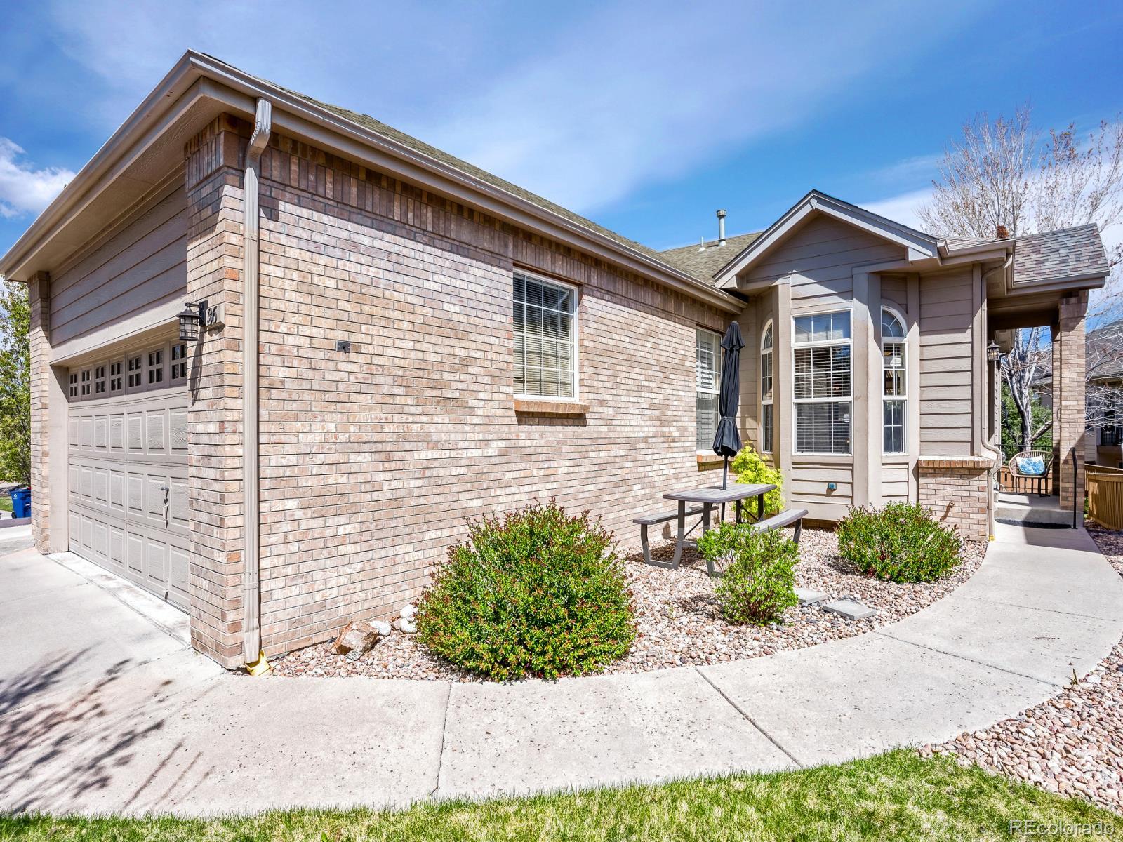 36 Woodland Circle Highlands Ranch, CO 80126 - Photo 2 of 22