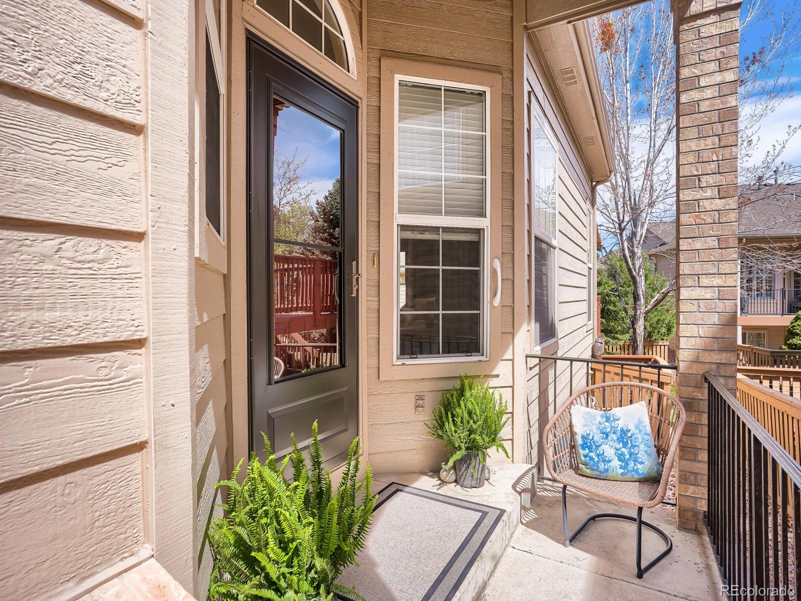 36 Woodland Circle Highlands Ranch, CO 80126 - Photo 4 of 22