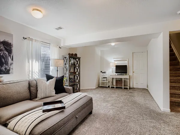 $650,000 | 36 Woodland Circle, Highlands Ranch, CO 80126