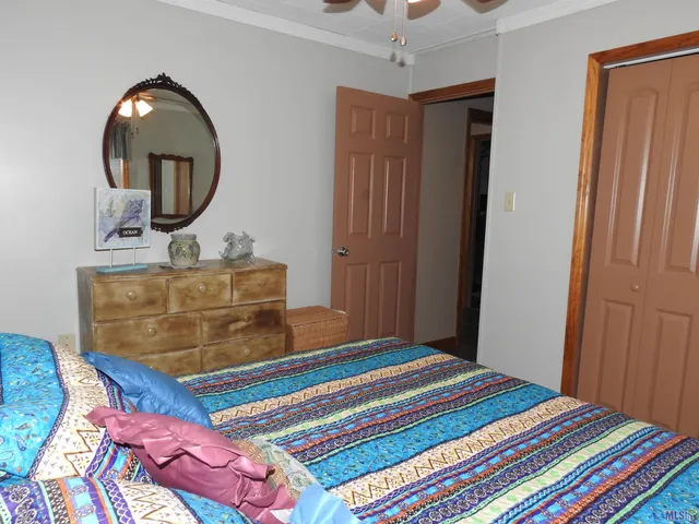 $225,000 | 1464 Dr Beatrous Road, Theriot, LA 70397