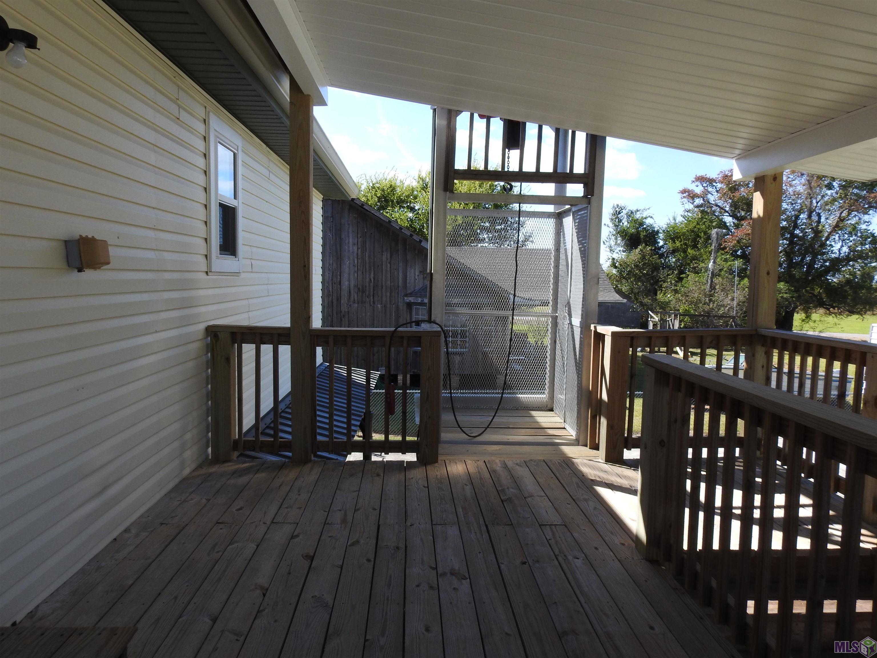1464 Dr Beatrous Road Theriot, LA 70397 - Photo 5 of 30
