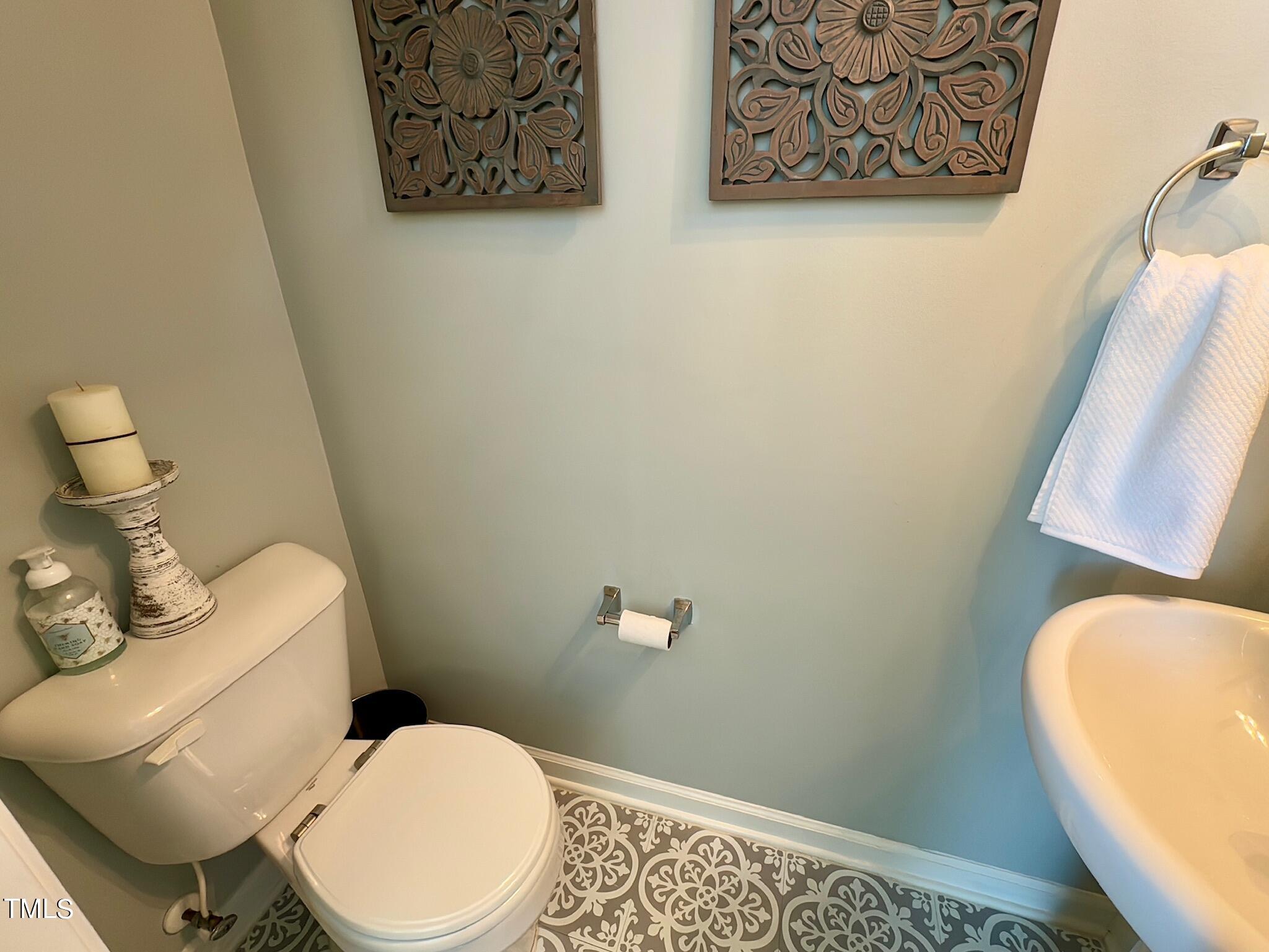11720 Coppergate Drive, Unit 102 Raleigh, NC 27614 - Photo 10 of 18 6