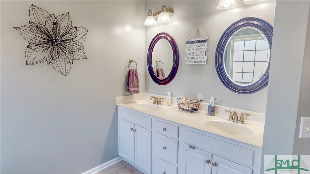 40 Olde Gate Court Pooler, GA 31322 - Photo 30 of 48 Master Bathroom with Dual sinks