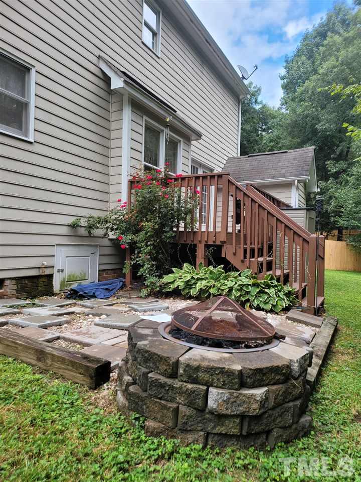 3501 Dechart Lane Raleigh, NC 27616 - Photo 6 of 9