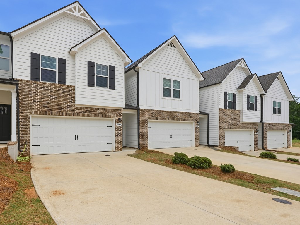 3149 Raiden Circle Opelika, AL 36804 - Photo 2 of 25