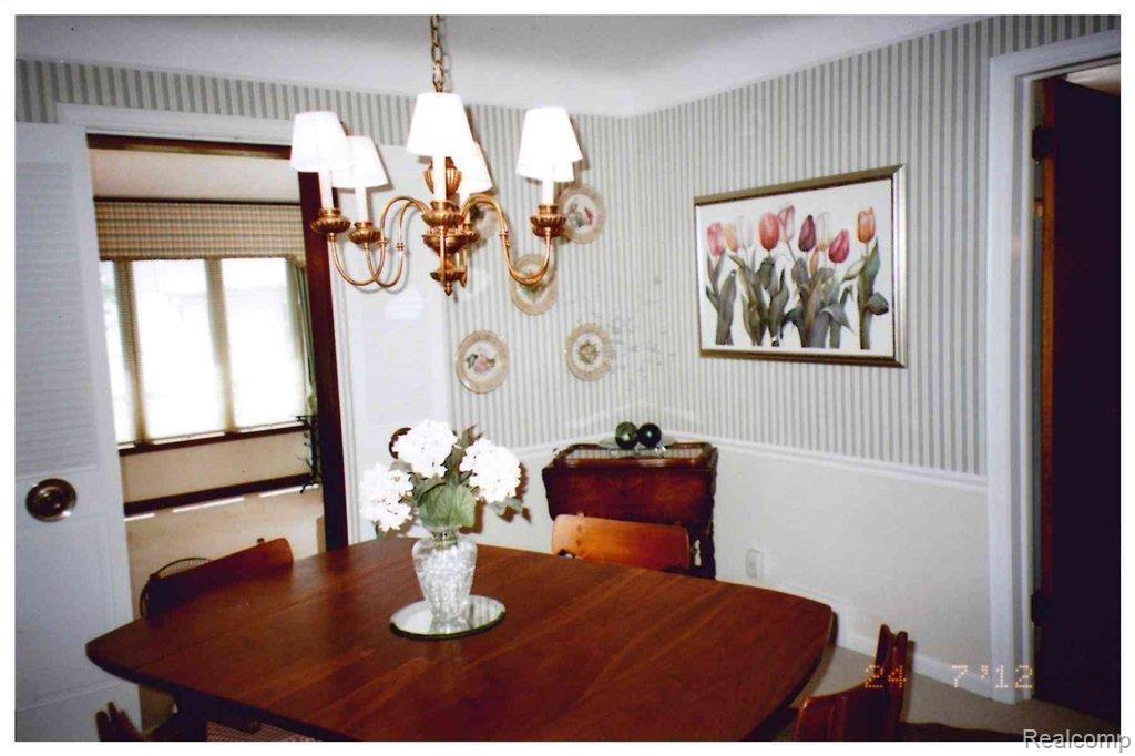 1357 Fairholme Road Grosse Pointe, MI 48236 - Photo 4 of 14 dining room.jpg