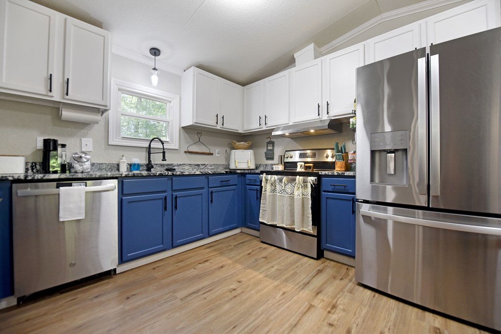 761 Emerine Road Blairsville, GA 30512 - Photo 5 of 39