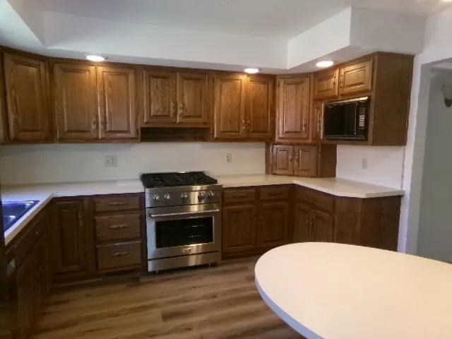 $219,900 | 1435 Bolkinwood Drive, Freeport, IL 61032