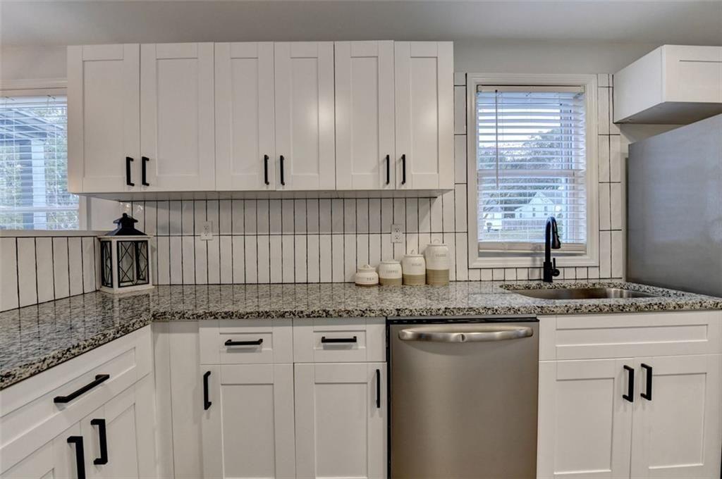 1917 Don Juan Lane Decatur, GA 30032 - Photo 9 of 27