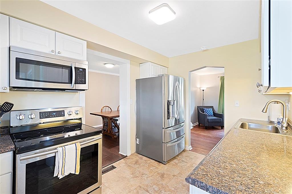 1204 Oakridge Road McDonald, PA 15057 - Photo 7 of 24 Gallery Image 7