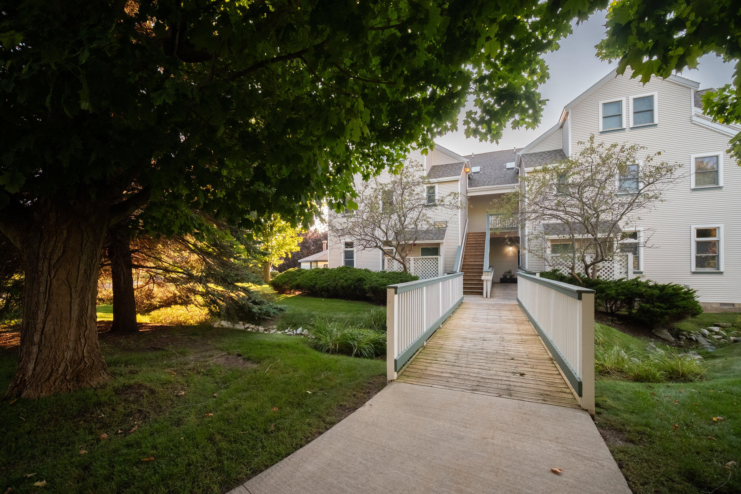 70 Brookharbor South Manistee, MI 49660 - Photo 1 of 28 Building