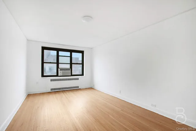 $325,000 | 34-20 79th Street, Unit 6I | Jackson Heights