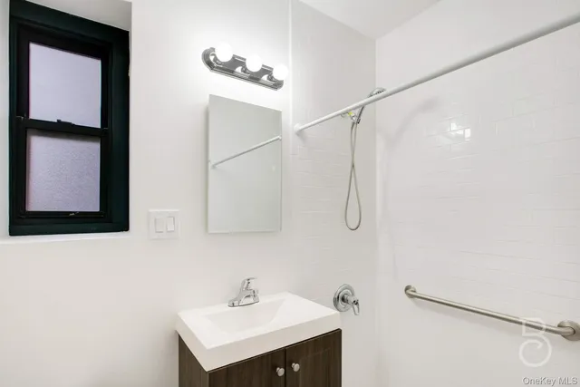 $325,000 | 34-20 79th Street, Unit 6I | Jackson Heights