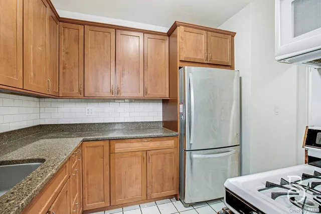 $325,000 | 34-20 79th Street, Unit 6I | Jackson Heights