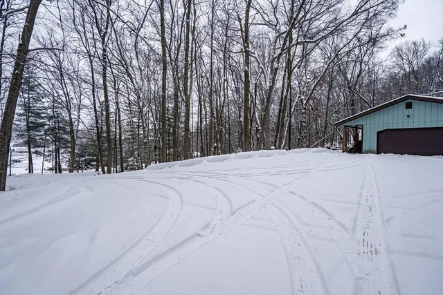 $399,900 | 2548 Woodhaven Road, Eau Claire, WI 54703