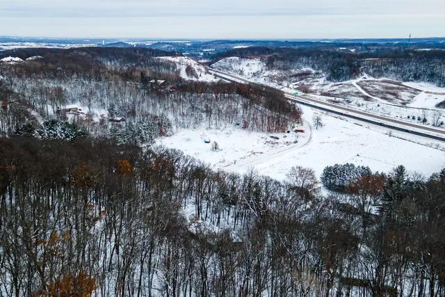 $399,900 | 2548 Woodhaven Road, Eau Claire, WI 54703