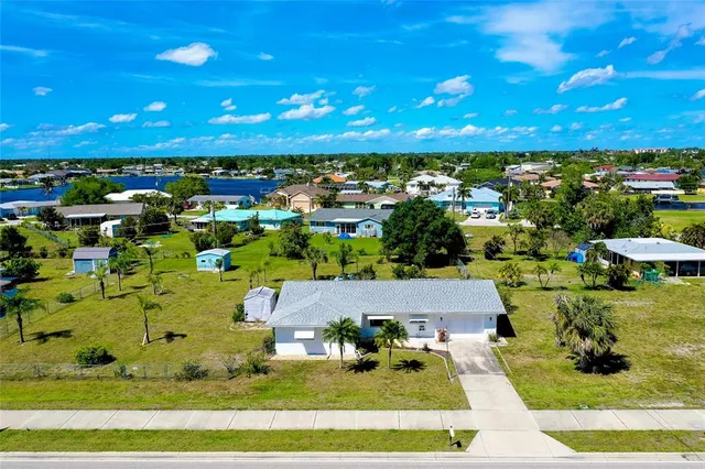 $268,000 | 20430 Edgewater Drive, Port Charlotte, FL 33952