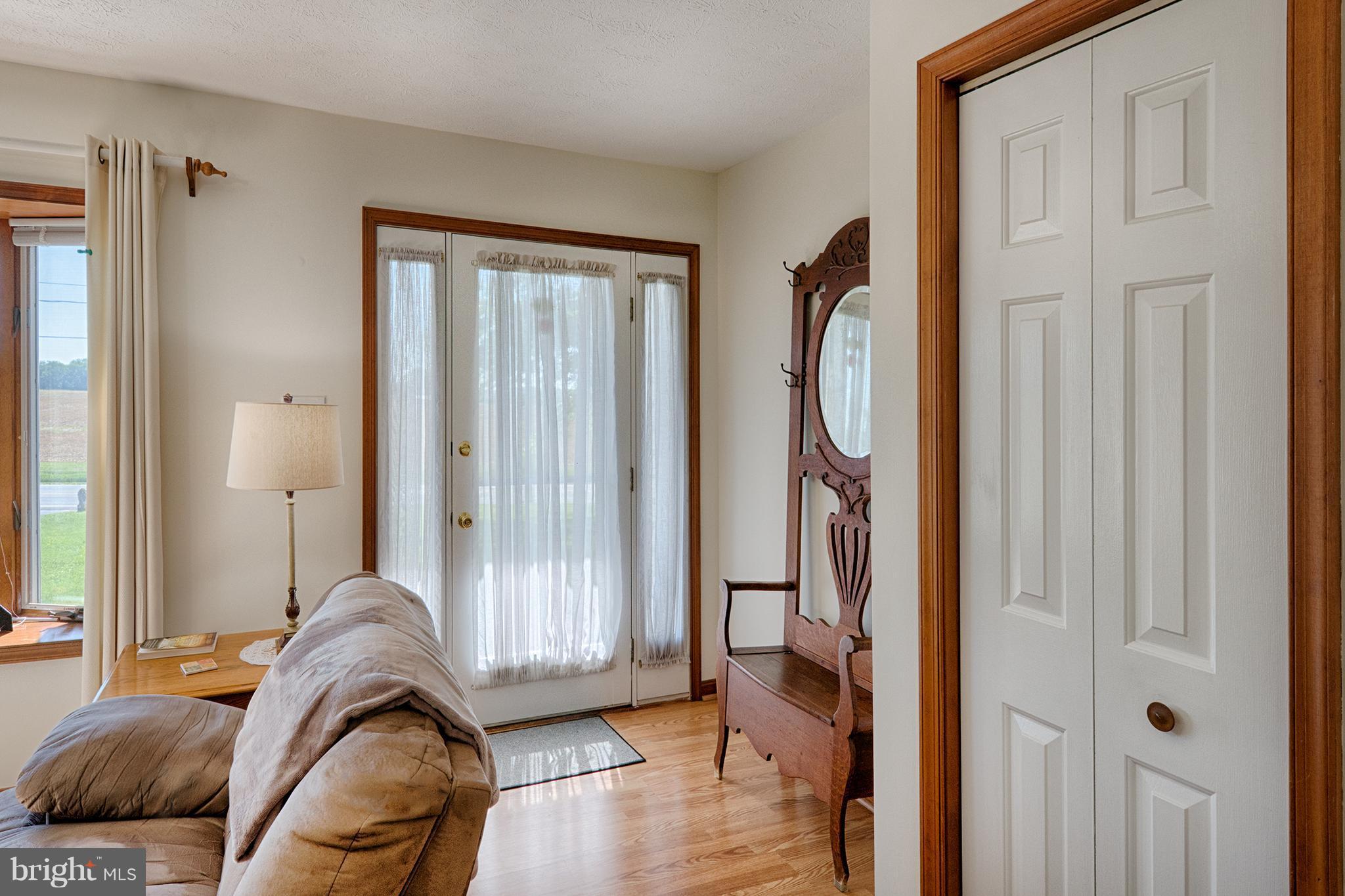 546 Hopewell Road Rising Sun, MD 21911 - Photo 6 of 24 Living Room