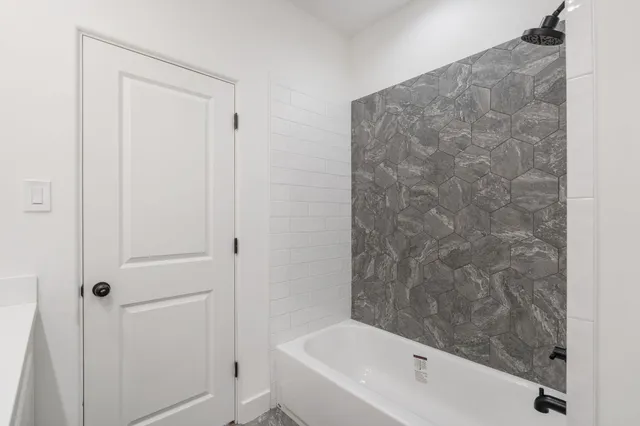 $840,000 | 1213 Northwood Street, Houston, TX 77009