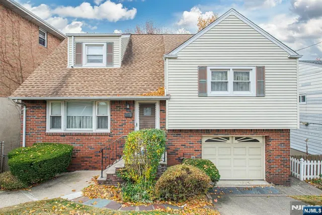 $648,000 | 340 Northwood Way, Palisades Park, NJ 07650