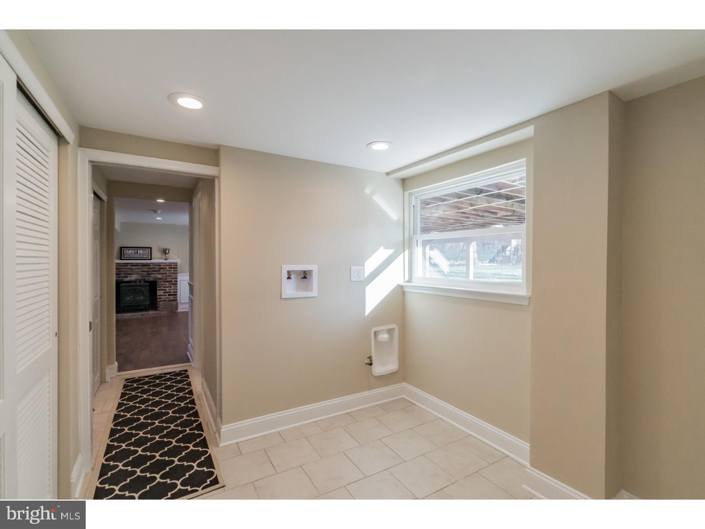 243 Centennial Road Warminster, PA 18974 - Photo 14 of 24 Gallery Image 14