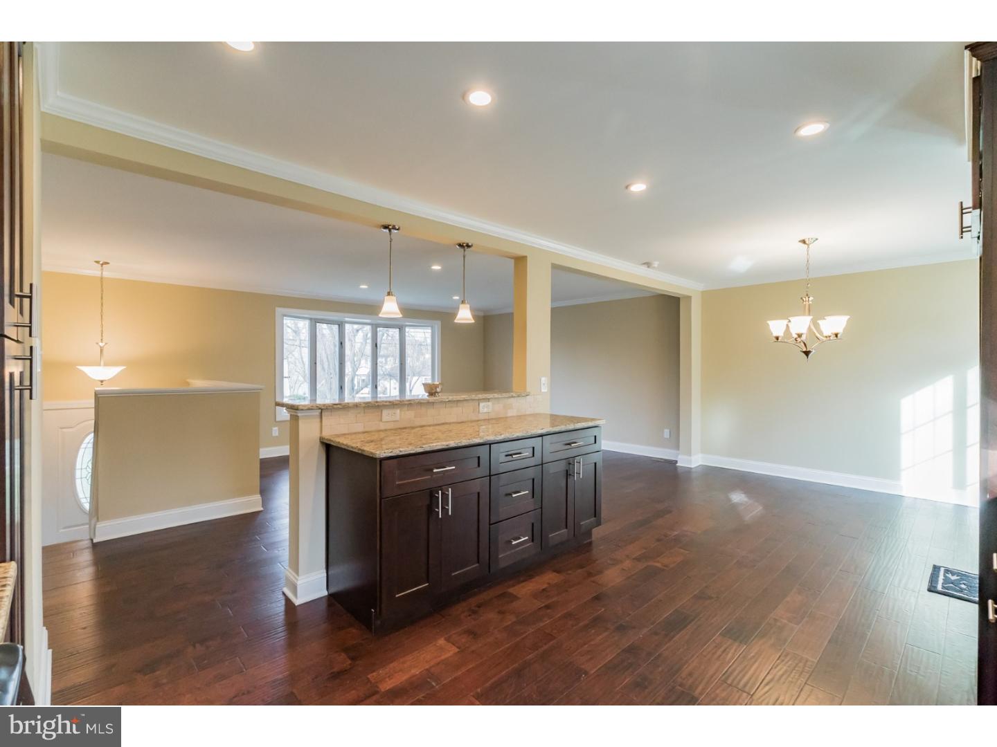 243 Centennial Road Warminster, PA 18974 - Photo 7 of 24 Gallery Image 7