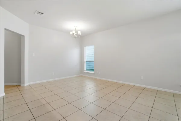 $1,850 | 116 Camelot Pl Court, Conroe, TX 77304