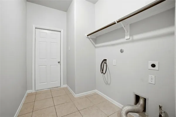 $1,800 | 116 Camelot Pl Court, Conroe, TX 77304