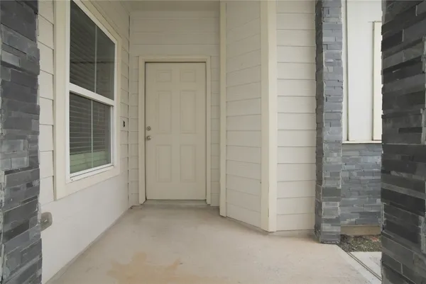 $1,850 | 116 Camelot Pl Court, Conroe, TX 77304