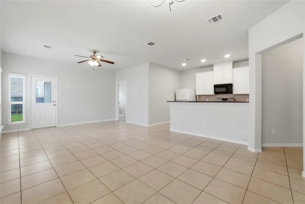 $1,850 | 116 Camelot Pl Court, Conroe, TX 77304