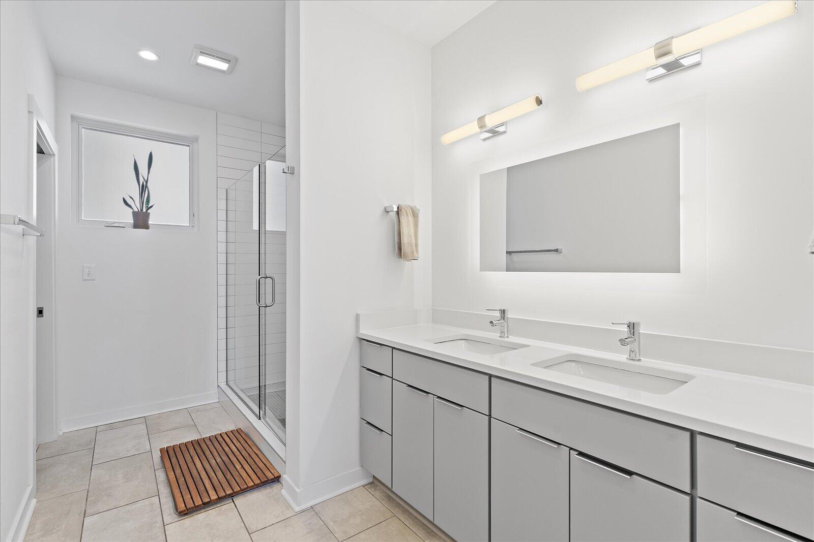 411 Fairpoint Street, Unit 202 Chattanooga, TN 37405 - Photo 13 of 48 12-411 Fairpoint St 202-12